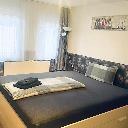 Habitación en casa particular OM Moderne Zimmer mit WLAN, geteiltes Bad und Küche in Stadtilm