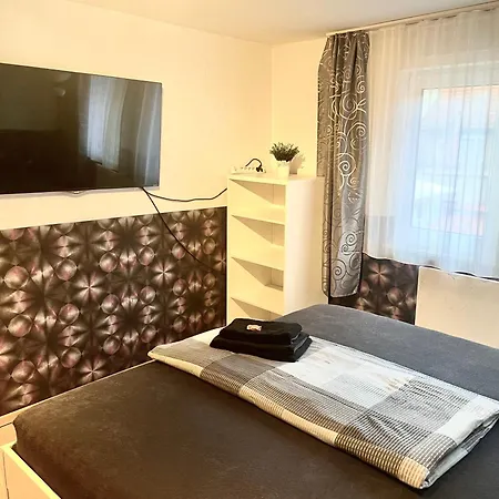 OM Moderne Zimmer mit WLAN, geteiltes Bad und Küche in Stadtilm *