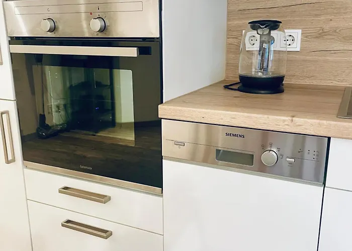 Dz In Moderner Wohnung, Mit Wlan, Kueche, In Accommodatie bij particulieren