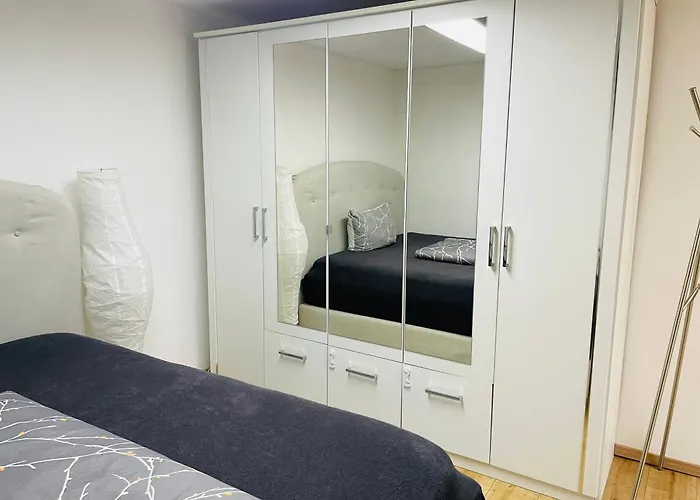 Accommodatie bij particulieren Dz In Moderner Wohnung, Mit Wlan, Kueche, In *